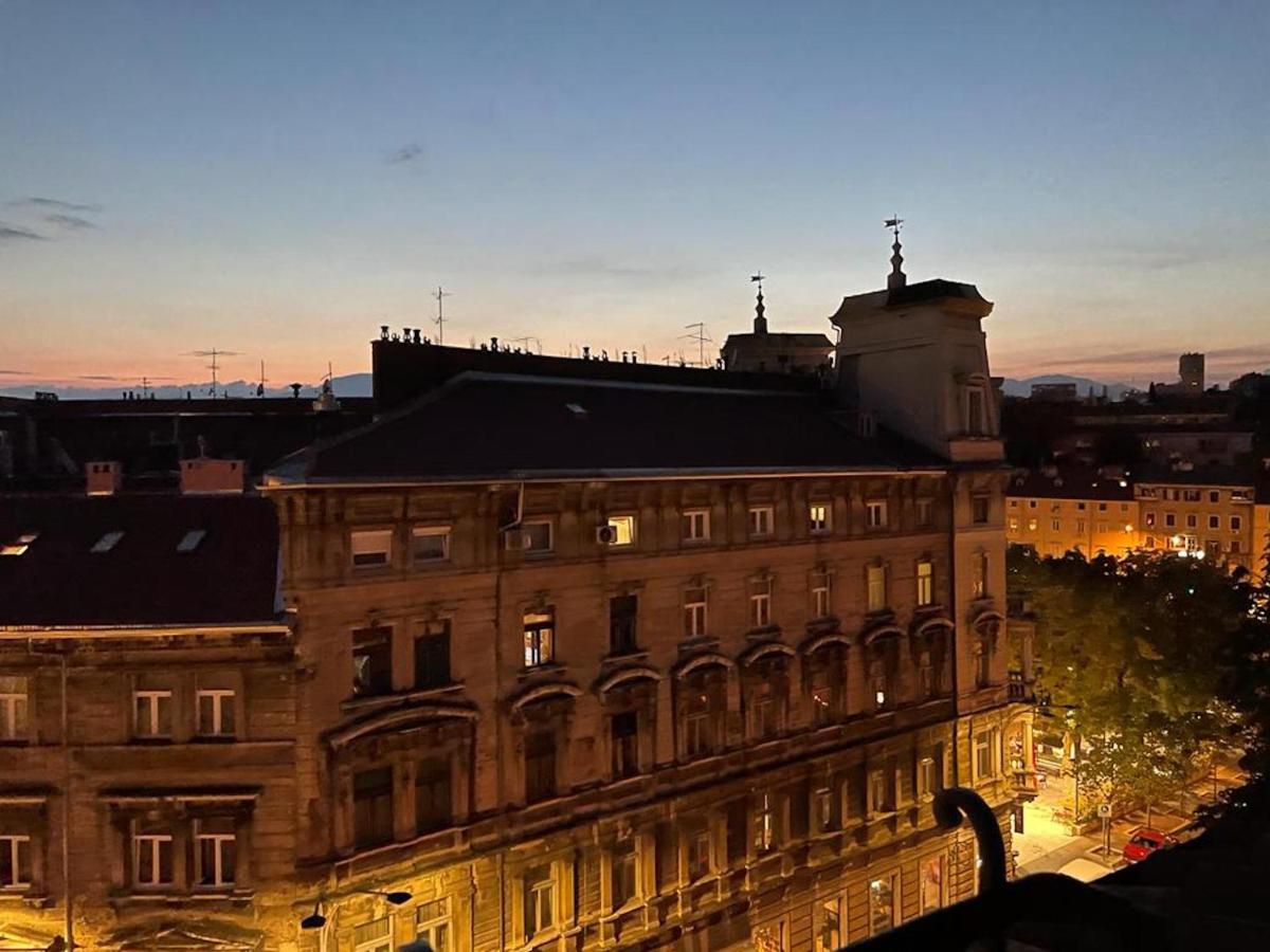 Condo In Town Centre Rijeka Exterior photo